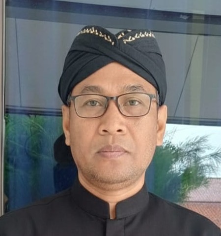ADE NURALI, S.Pd., M.M.